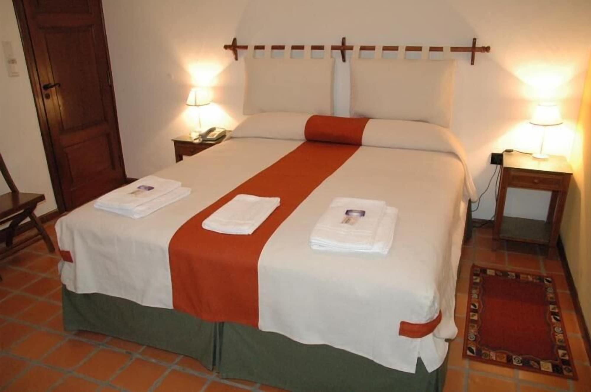 Donna Alda Hotel Salta Phòng bức ảnh