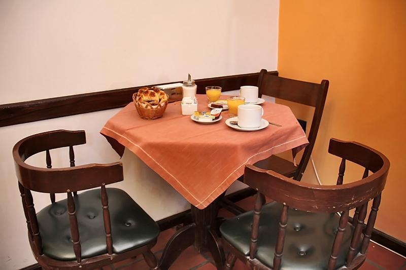 Donna Alda Hotel Salta Ngoại thất bức ảnh